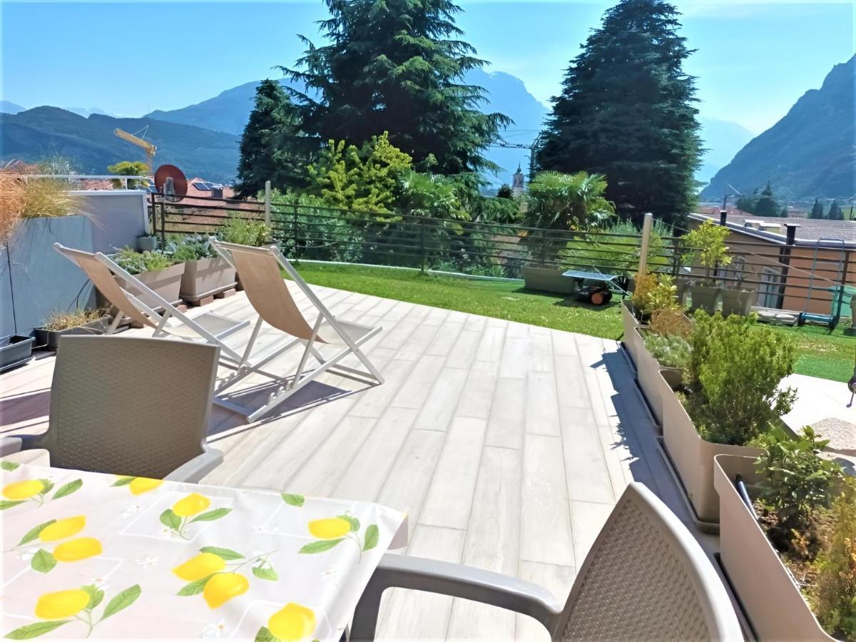 Waterfall & Pool Riva del Garda Ngoại thất bức ảnh
